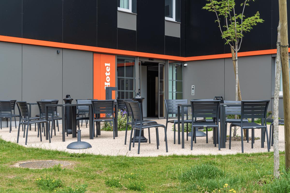 easyHotel Paris Charles de Gaulle| Book Direct  | easyHotel