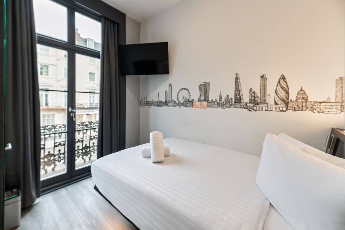 Ultimate Europe Itinerary: Europe's Most Iconic Destinations, image size:1200x800