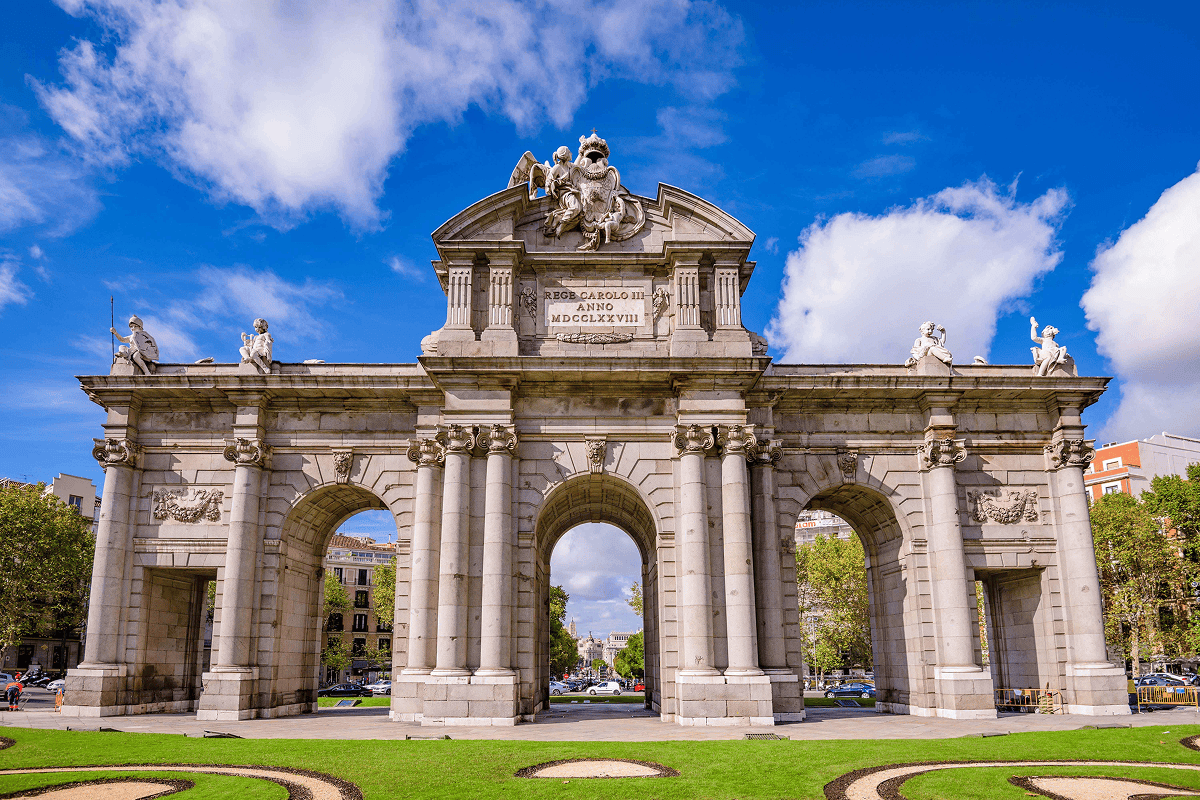 Madrid Alcala square low res 1.png