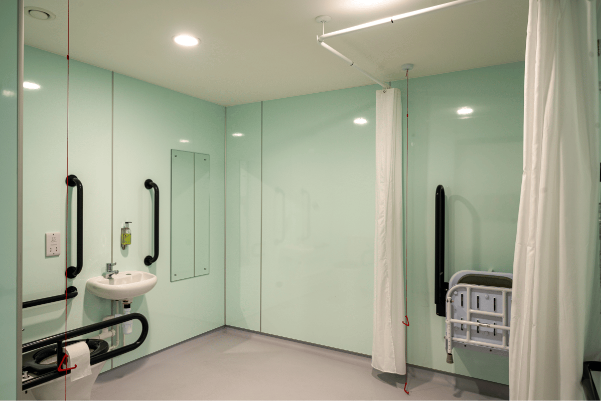 easyHotel Milton Keynes Central | Book Direct £⬇️ | easyHotel