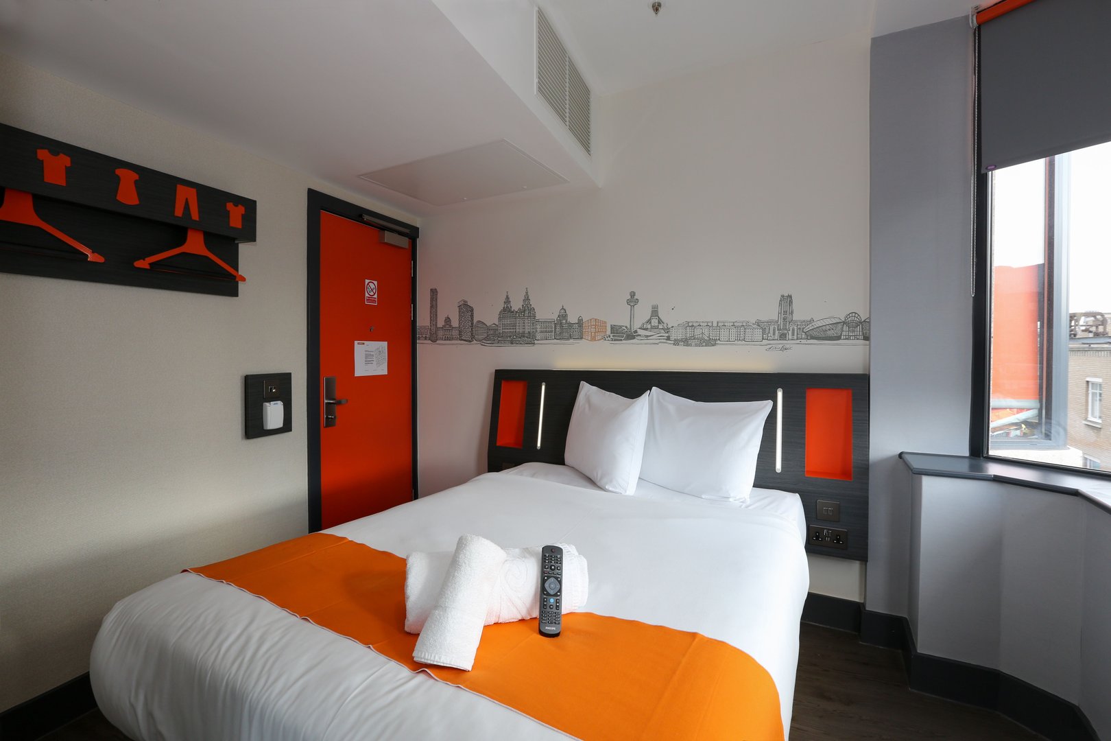 easyhotel Sheffield City Centre, Book Direct £⬇️