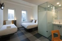 Family Triple Room with window