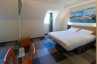 Chambre double supérieure avec fenêtre